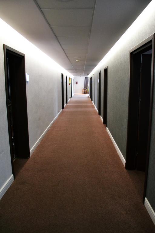 Hotel Orlik Plonsk Ngoại thất bức ảnh