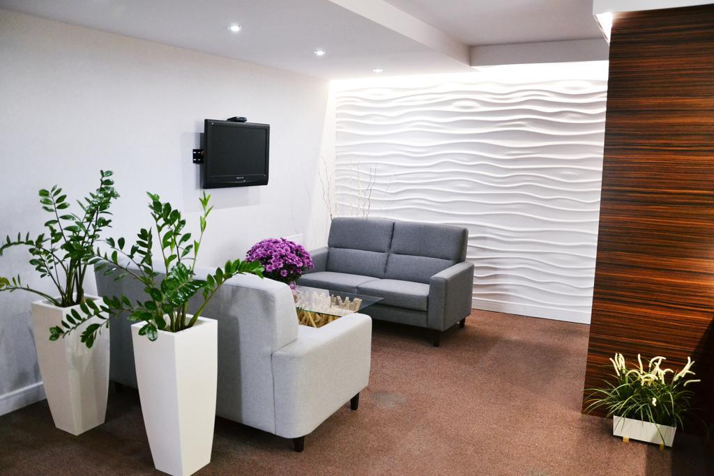 Hotel Orlik Plonsk Ngoại thất bức ảnh